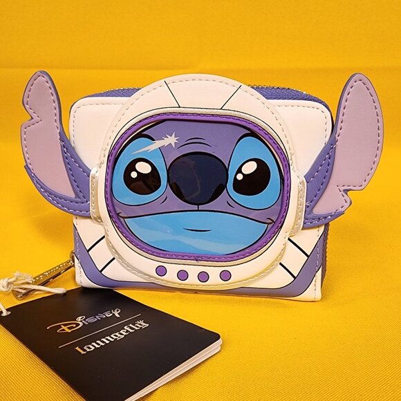 Loungefly Disney Lilo & Stitch Astronaut Stitch Space Zip Wallet NEW - Picture 1 of 13
